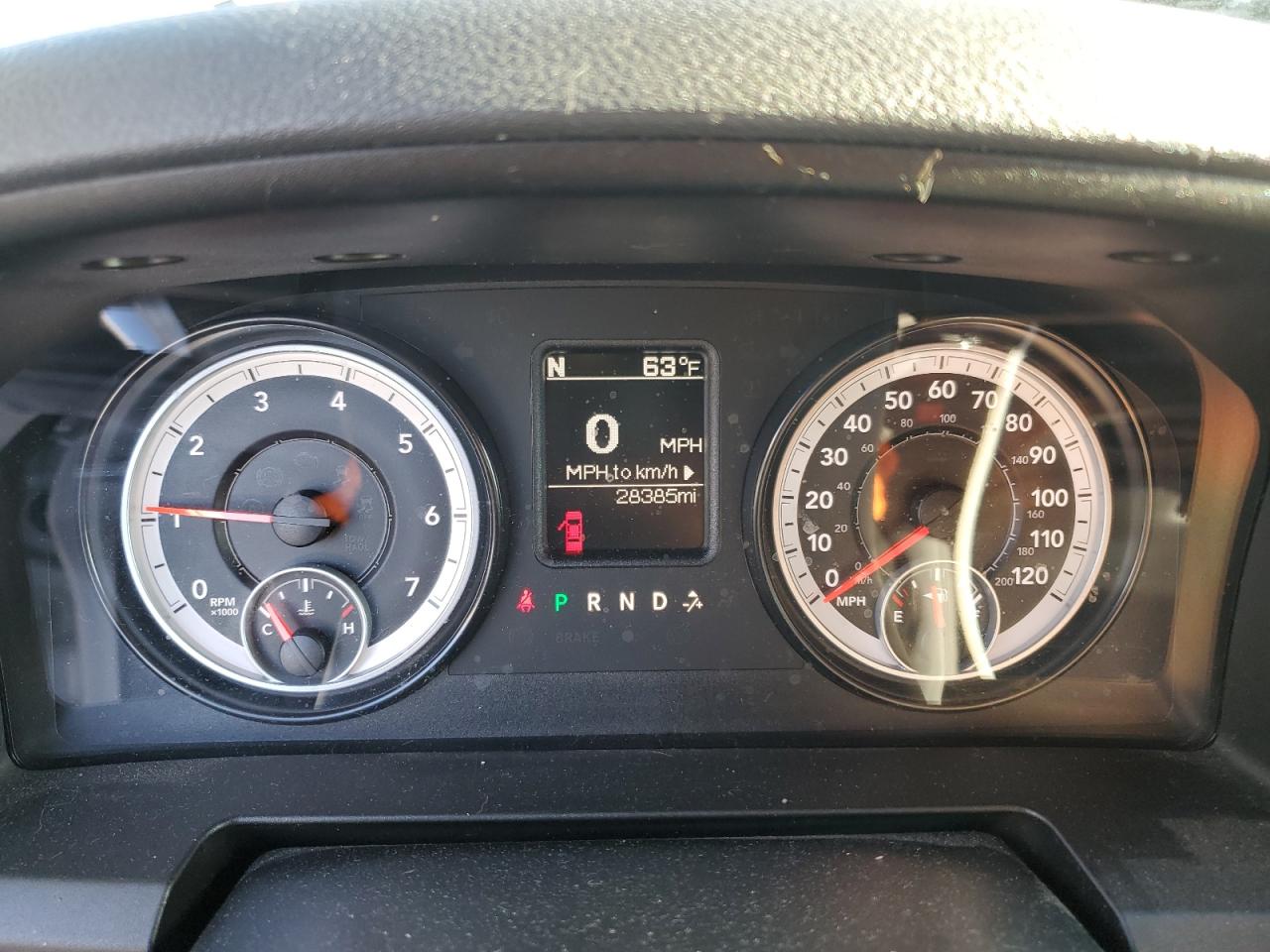 2014 RAM 1500 - Image 9