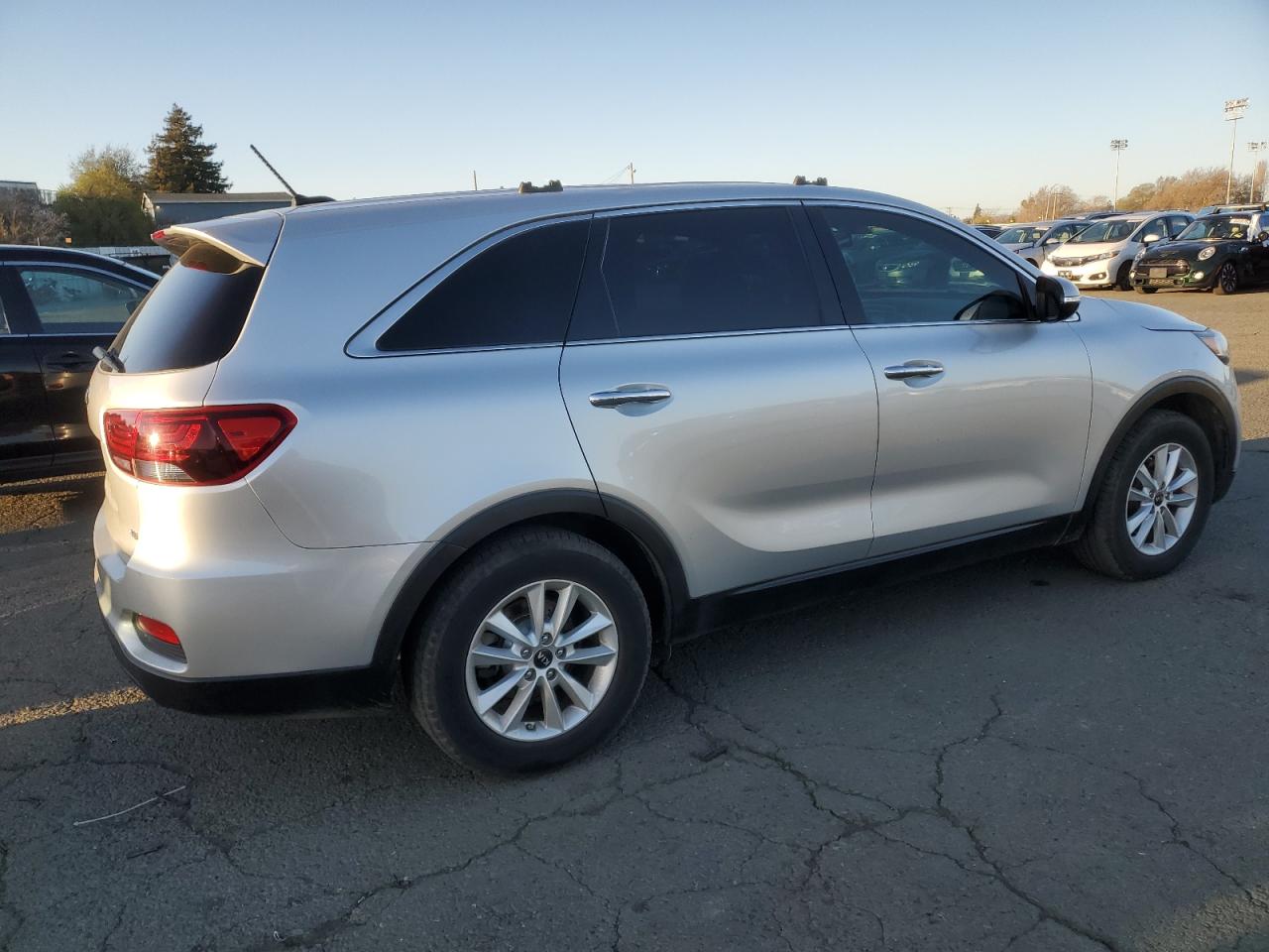 2019 Kia Sorento - Image 3