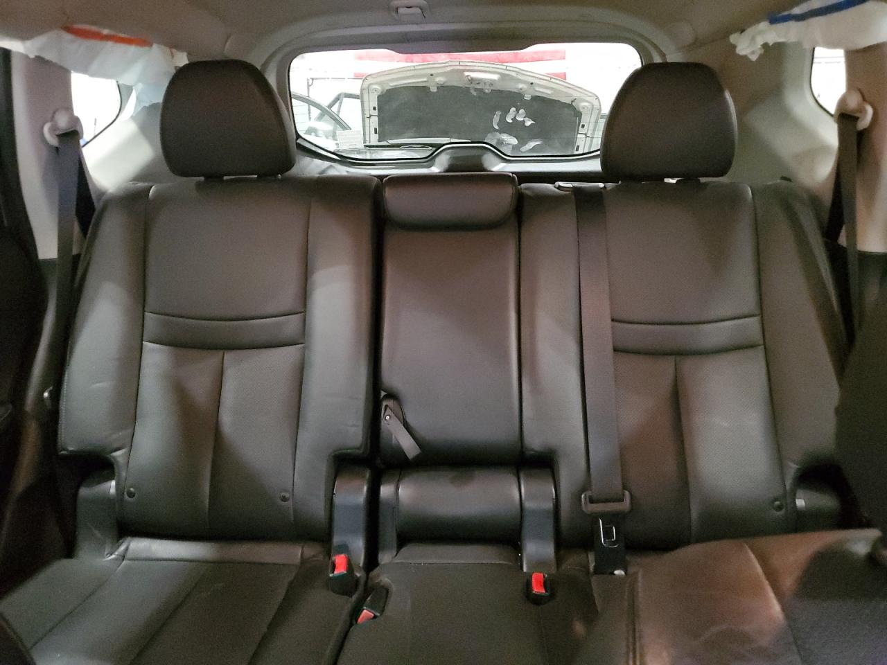 2014 Nissan Rogue - Image 10