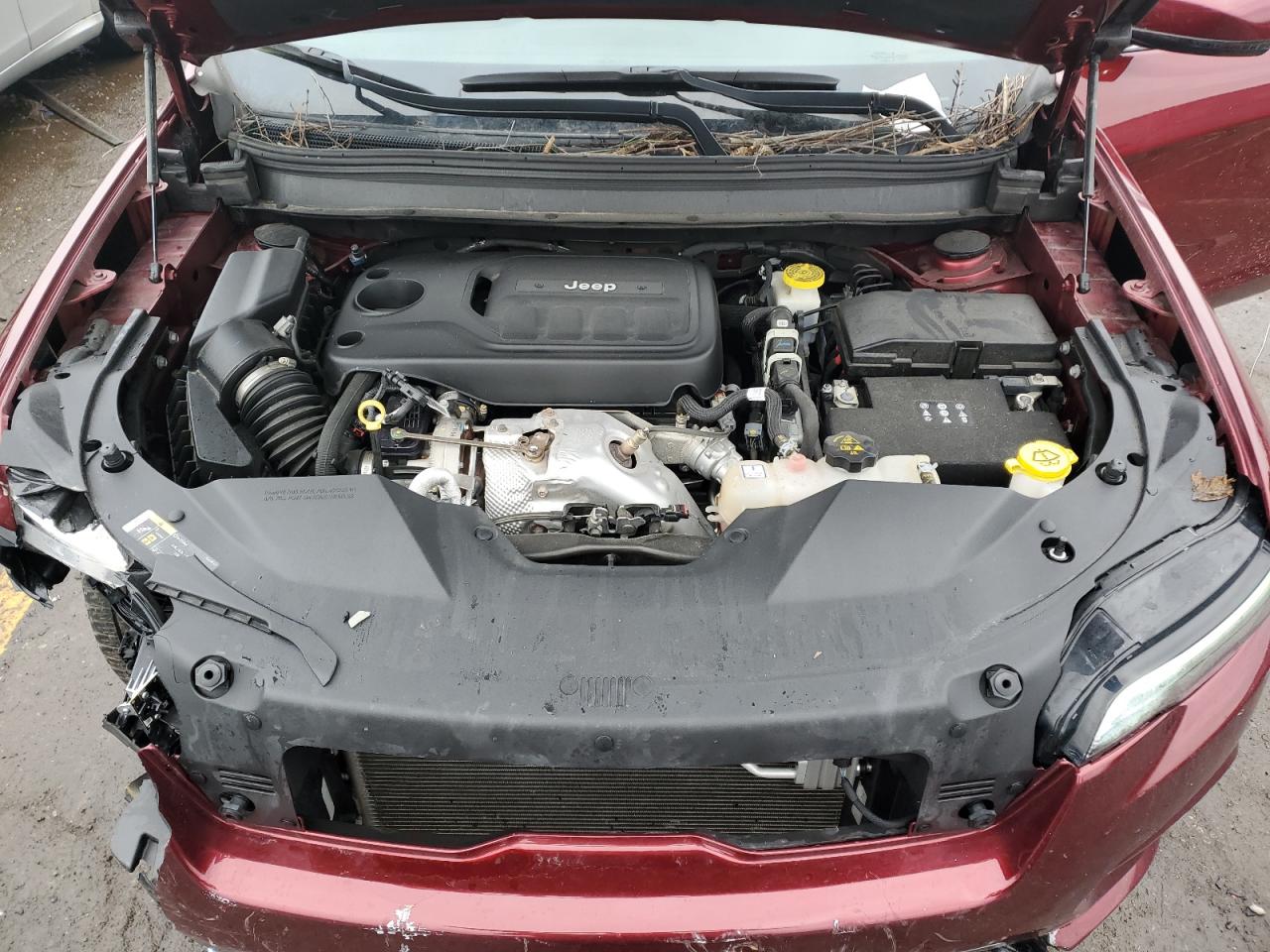 2019 Jeep Cherokee - Image 11
