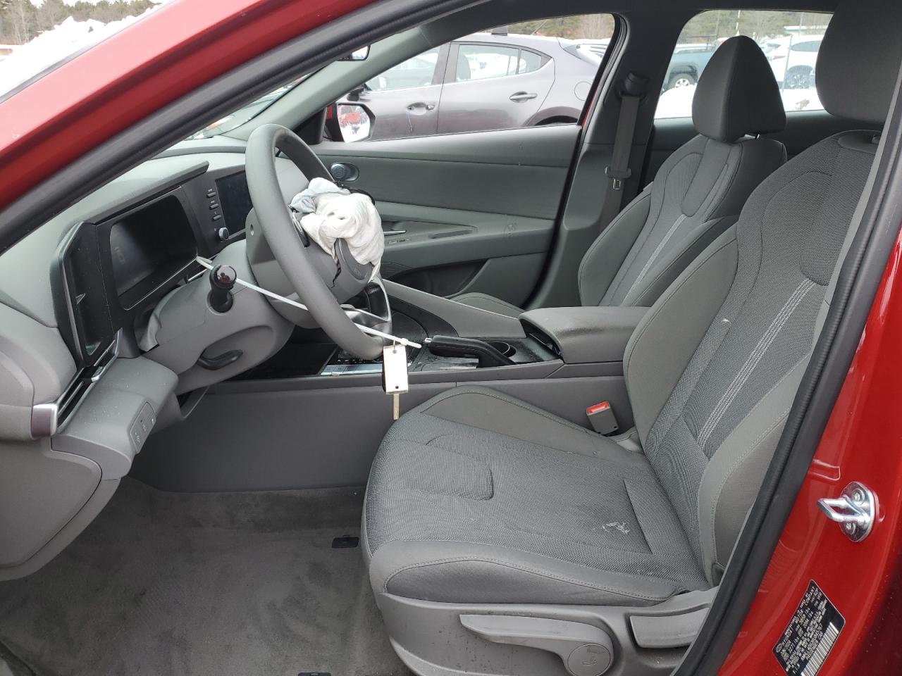 2024 Hyundai Elantra - Image 7