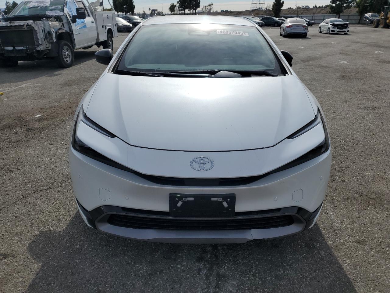 2024 Toyota Prius - Image 5