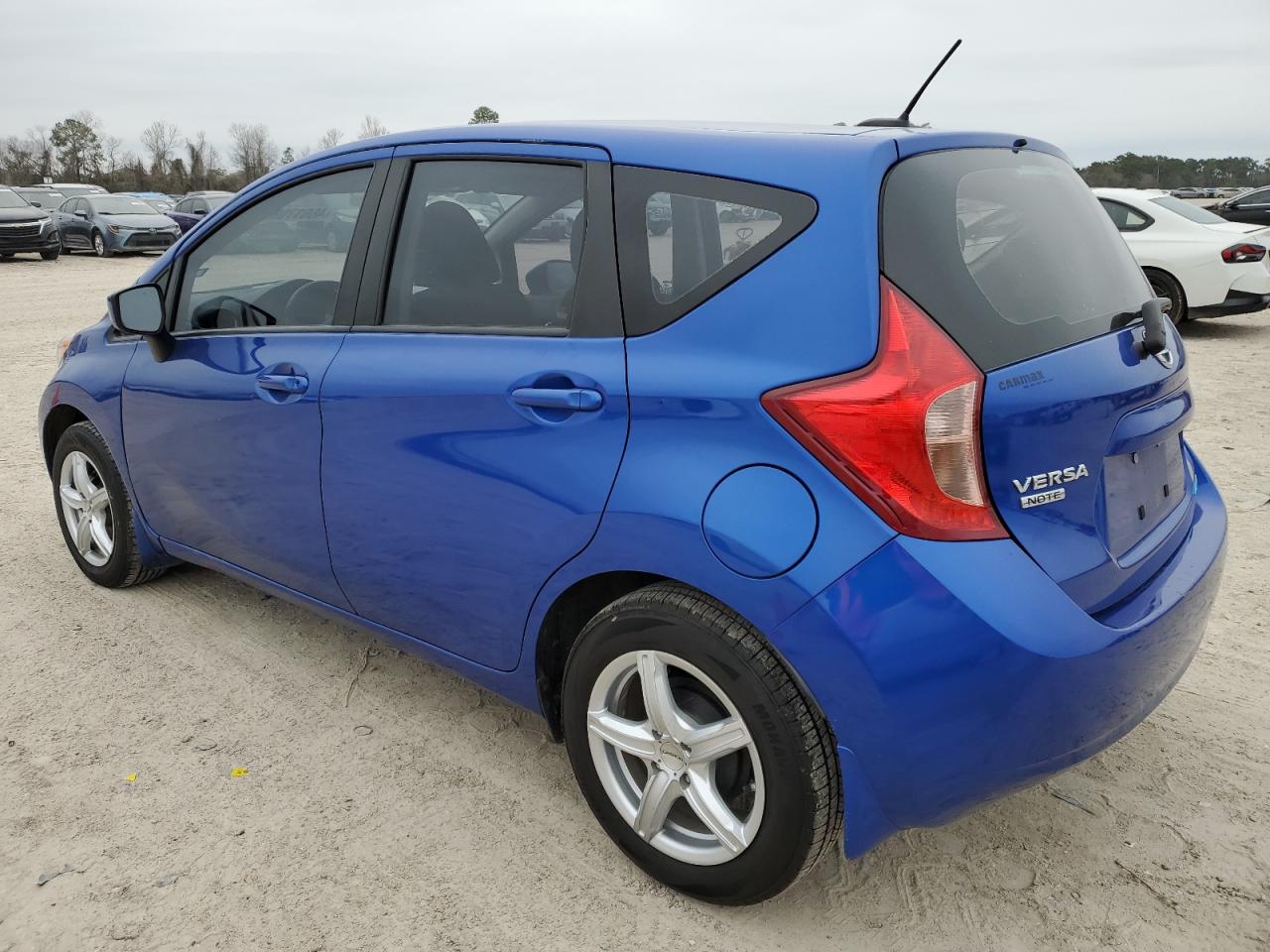 2015 Nissan Versa - Image 2