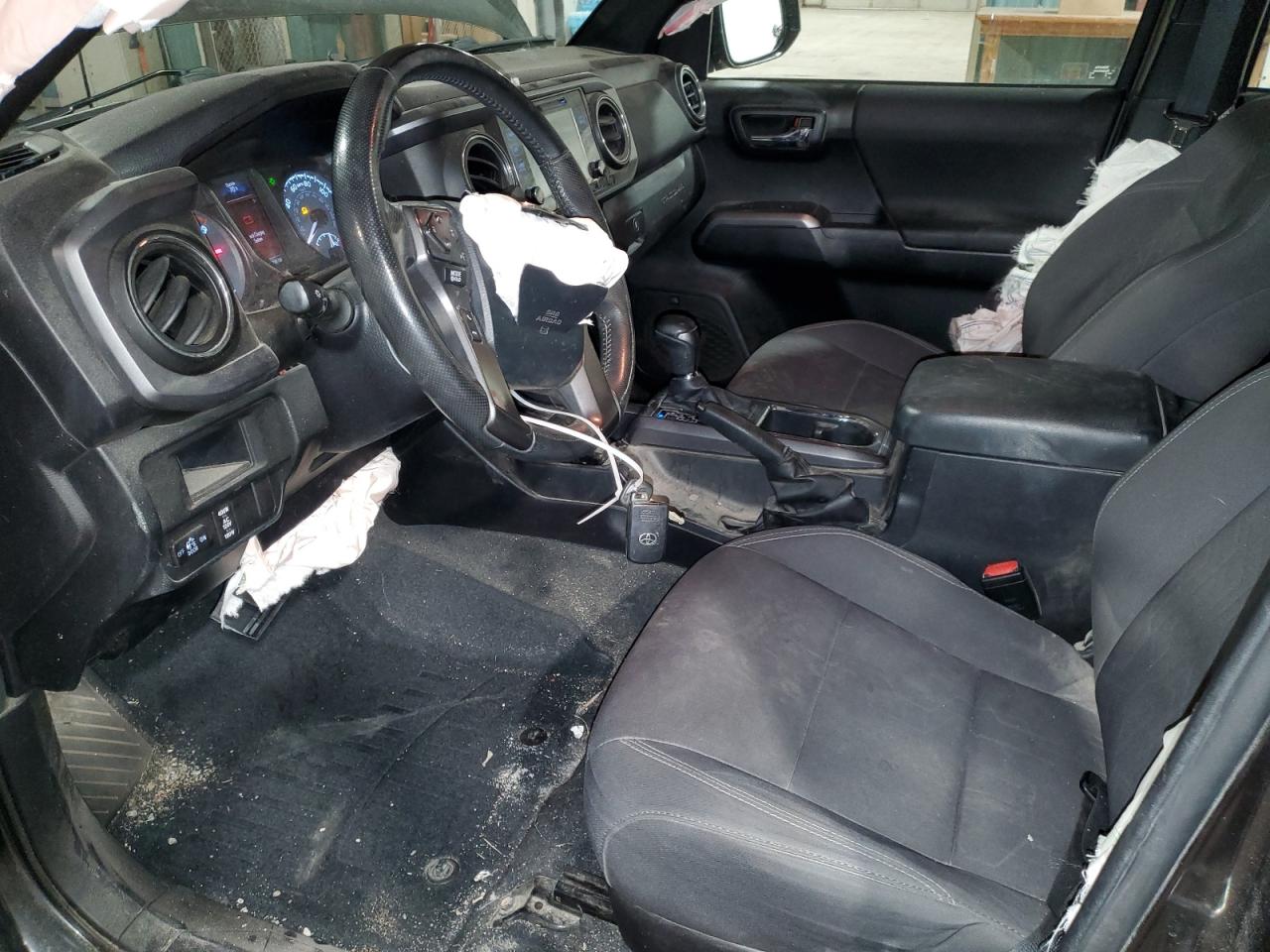 2016 Toyota Tacoma - Image 7