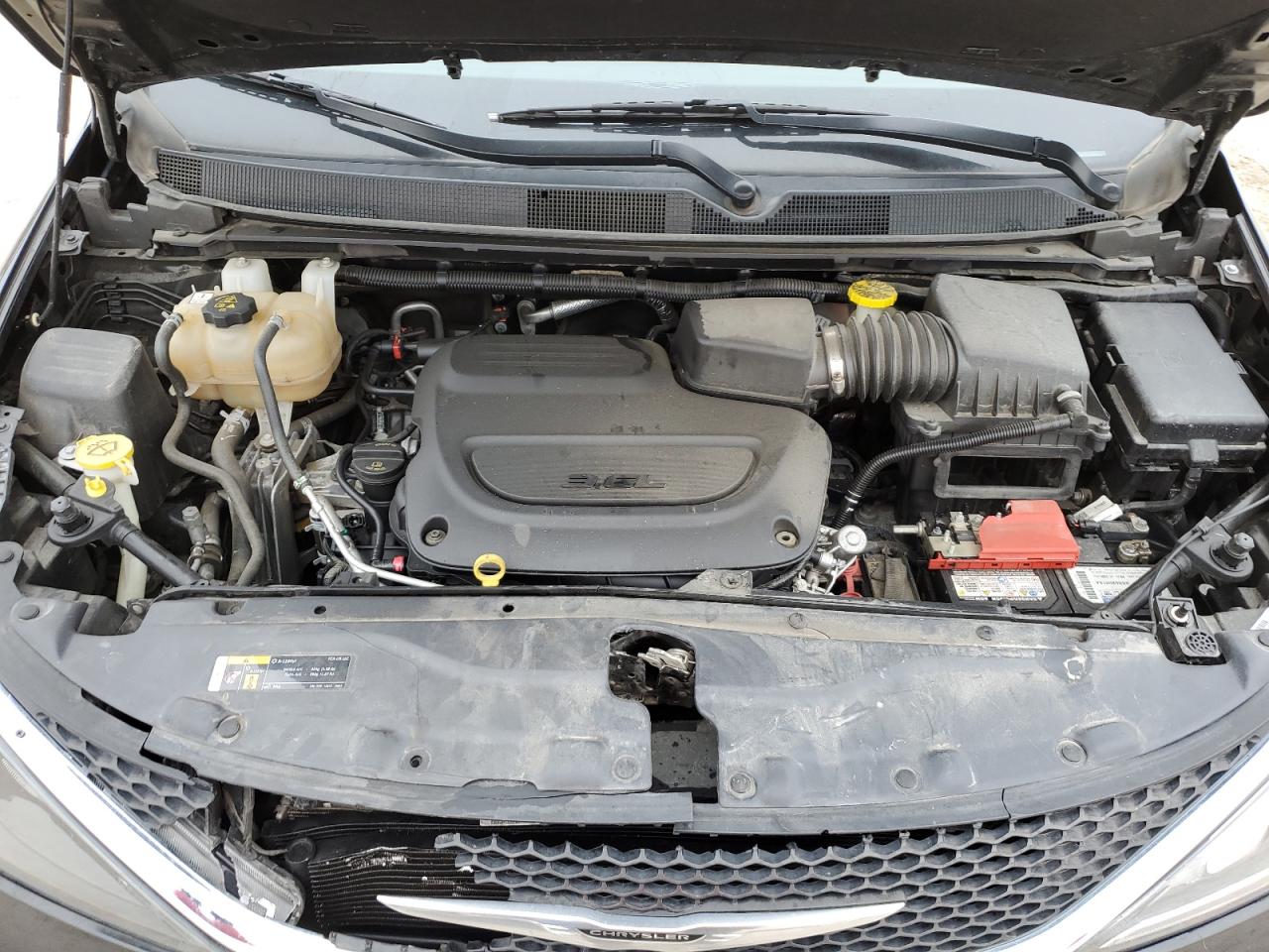 2021 Chrysler Voyager - Image 12