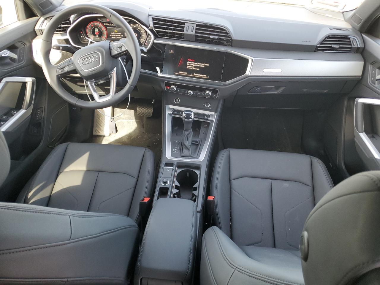 2024 Audi Q3 - Image 8