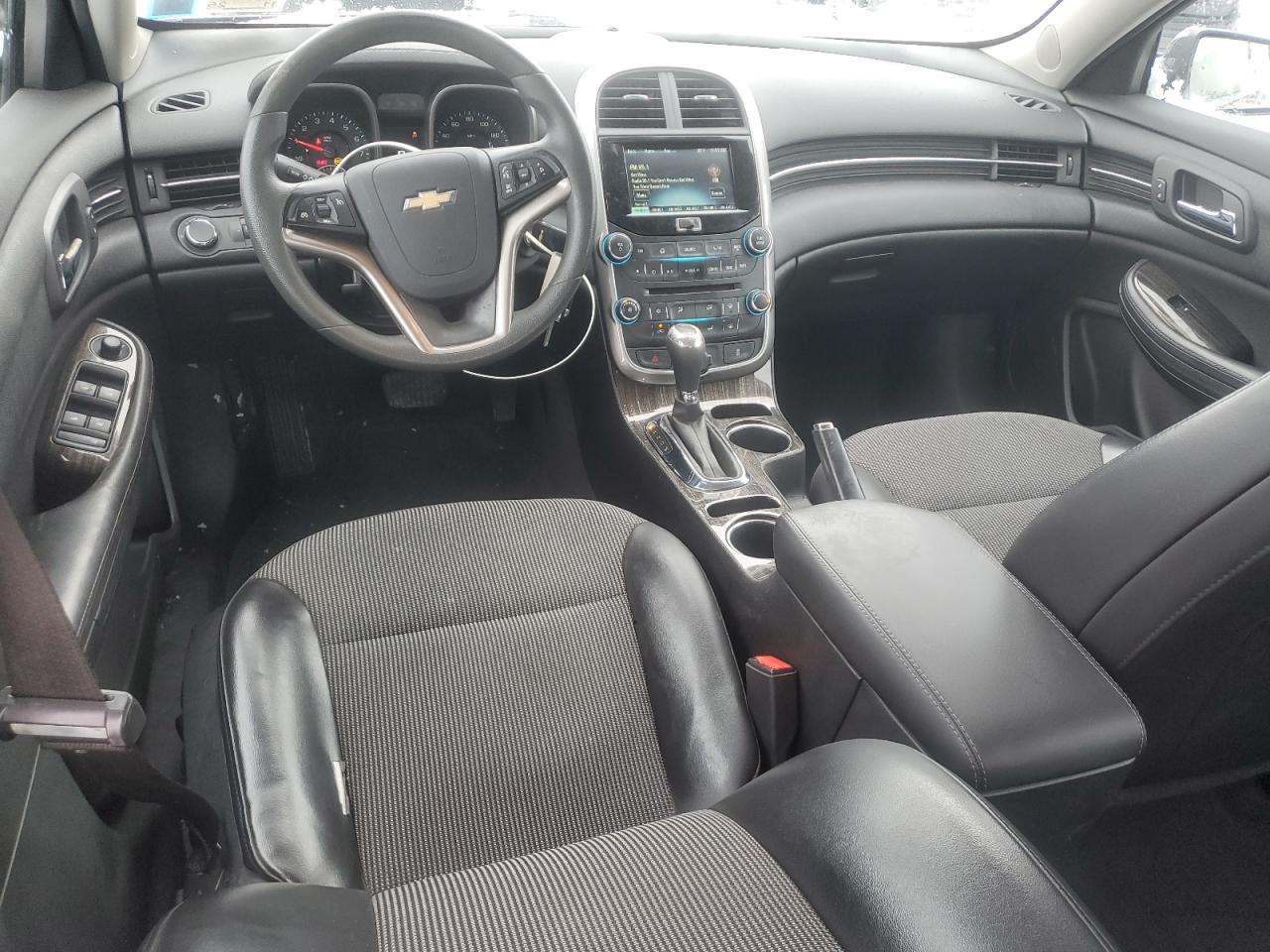 2015 Chevrolet Malibu - Image 8