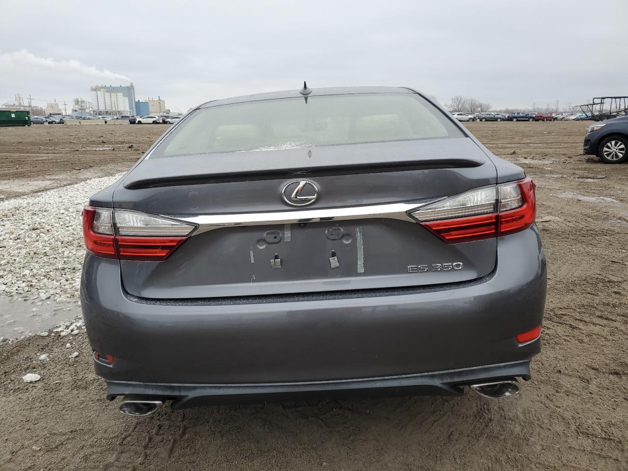 2016 Lexus ES - Image 6
