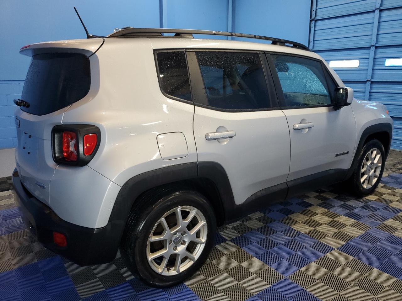 2020 Jeep Renegade - Image 3