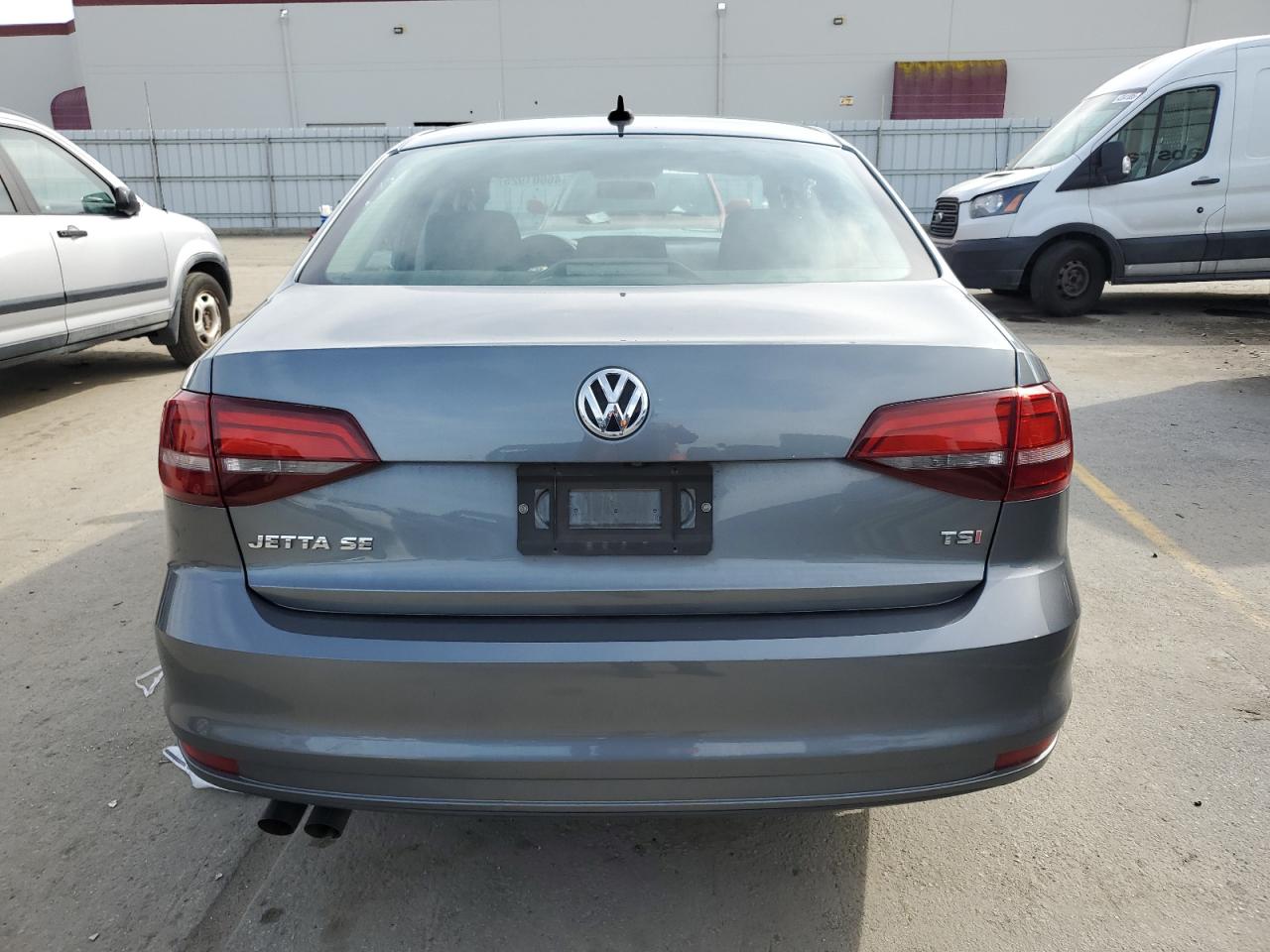 2017 Volkswagen Jetta - Image 6