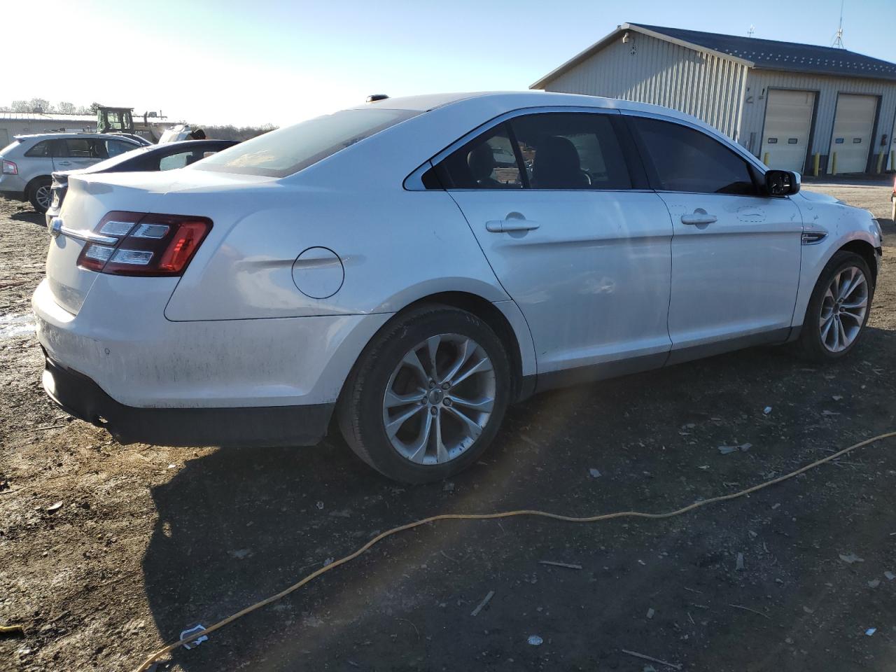 2013 Ford Taurus - Image 3