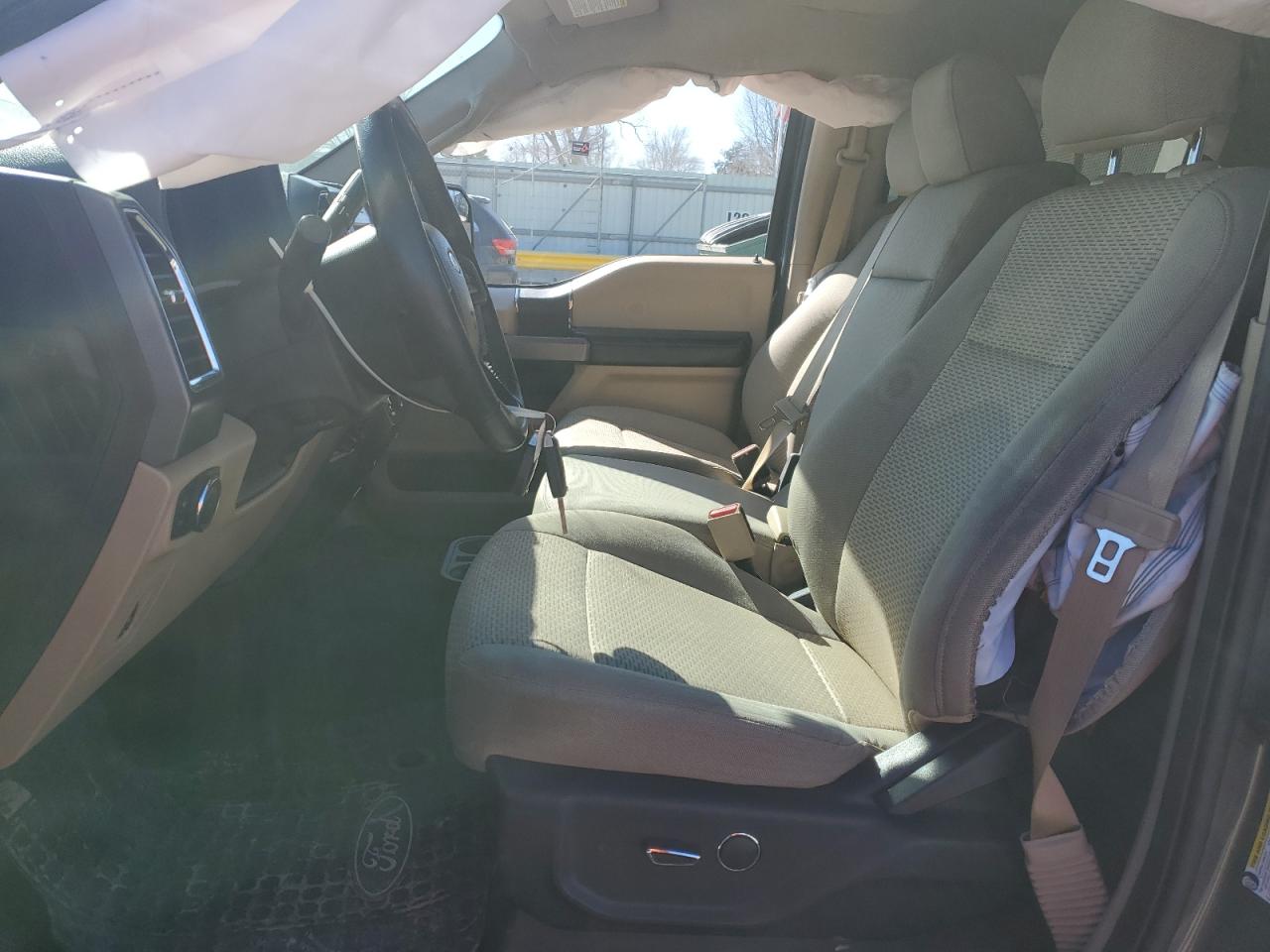 2015 Ford F-150 - Image 7