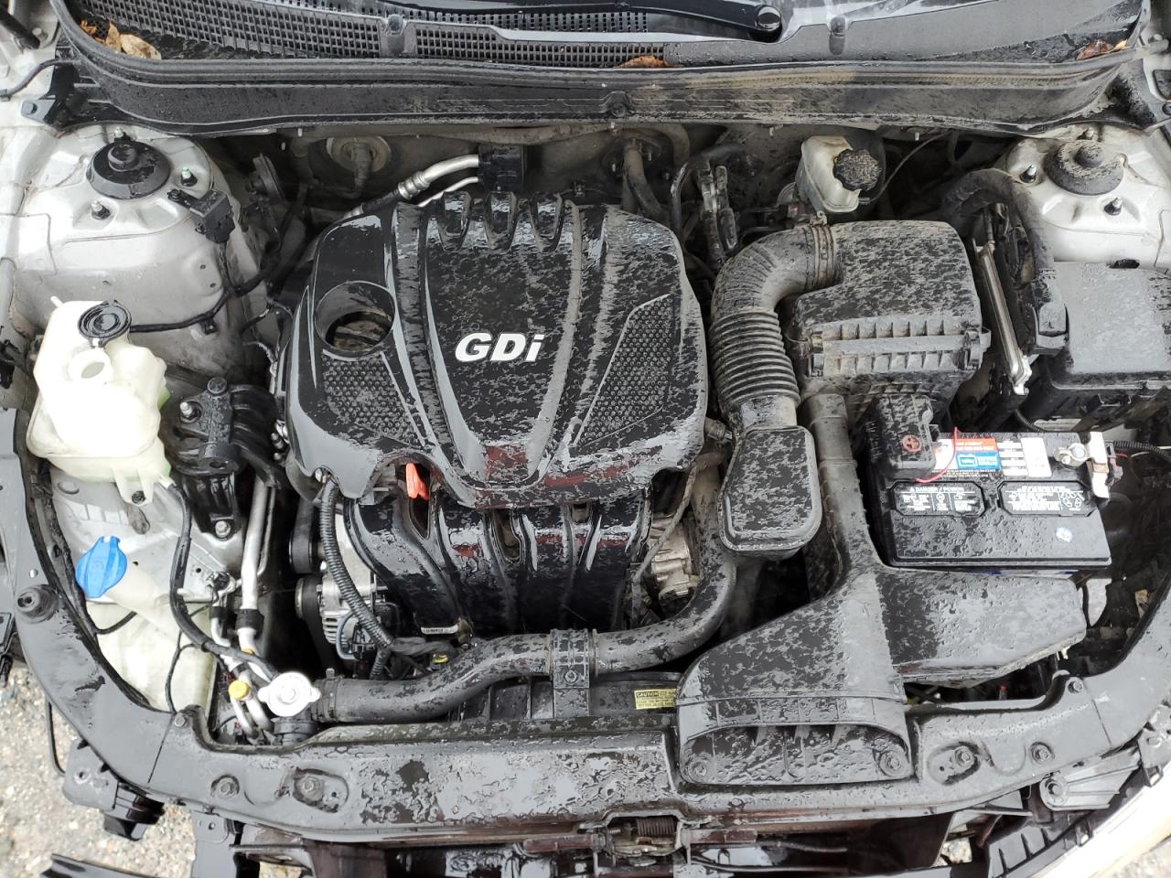 2011 Hyundai Sonata - Image 11