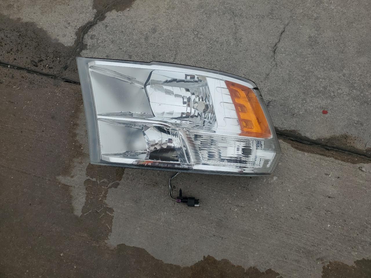 2019 Ram 1500 Classic Slt VIN: 1C6RR6TT4KS510002 Lot: 45116645