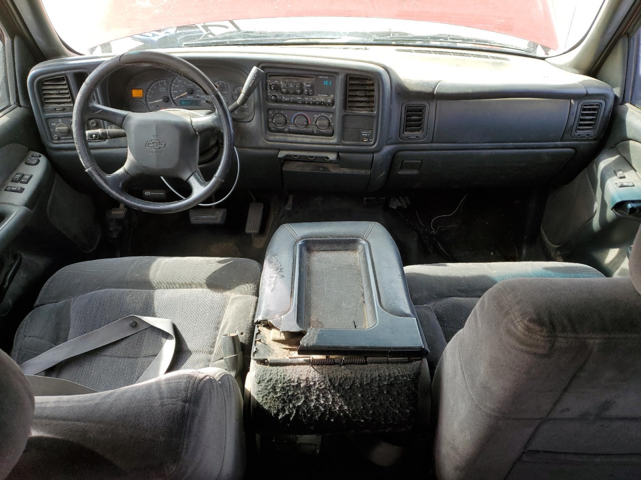 2001 Chevrolet Silverado - Image 8