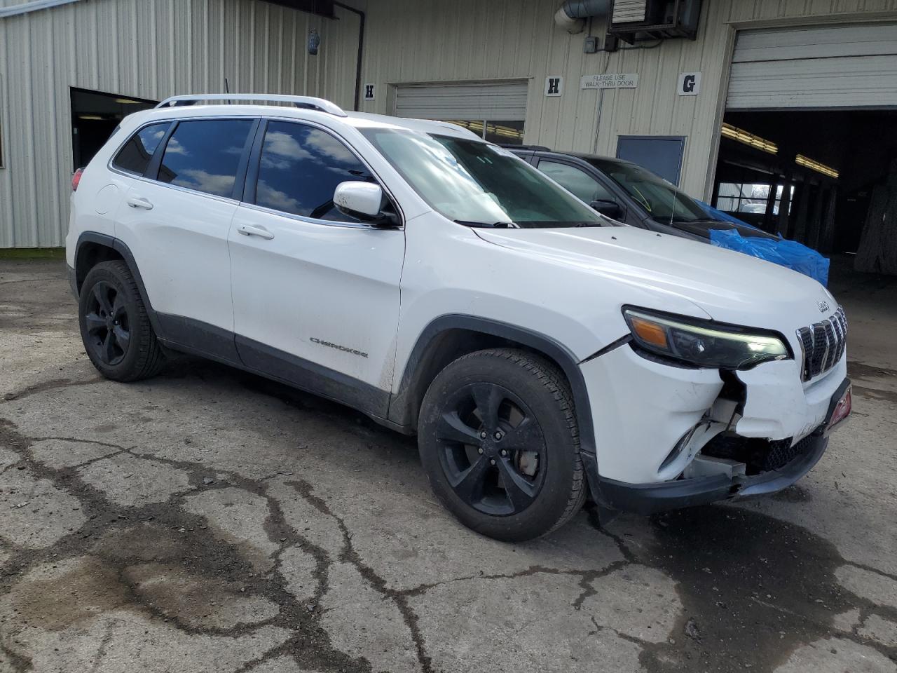 2019 Jeep Grand Cherokee - Image 4
