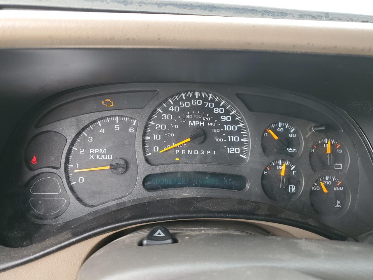 2004 Cadillac Escalade - Image 9