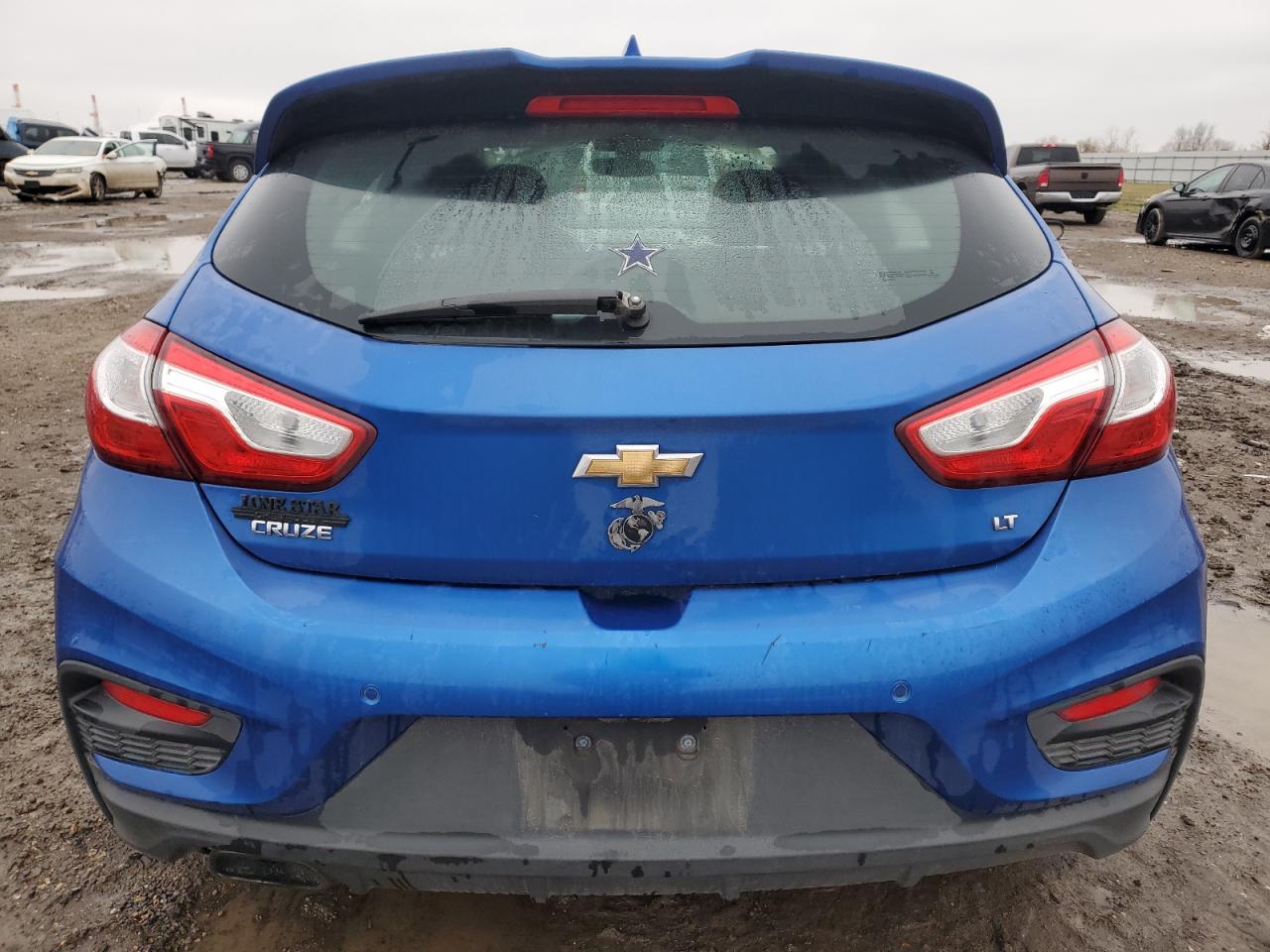 2018 Chevrolet Cruze - Image 6