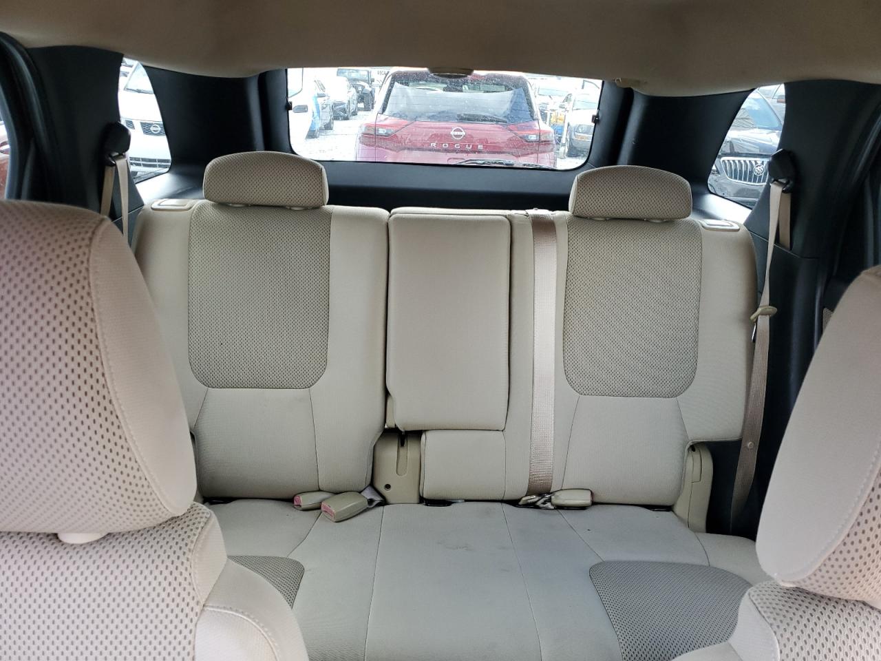 2008 Pontiac Torrent - Image 10