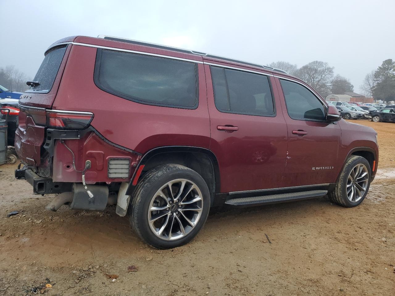 2022 Jeep Grand Wagoneer - Image 3