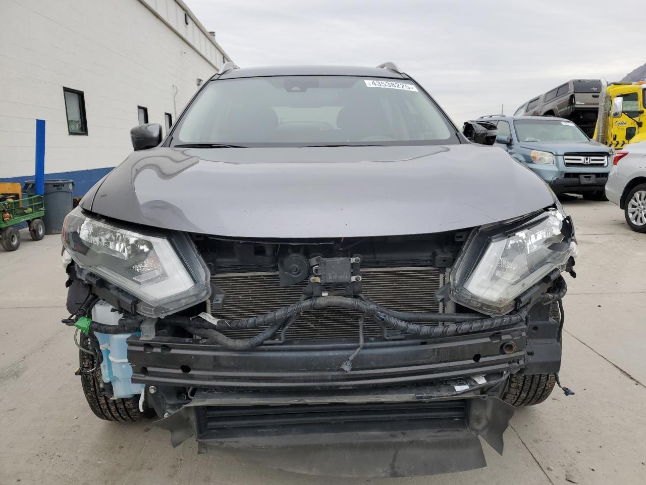 2019 Nissan Rogue - Image 5
