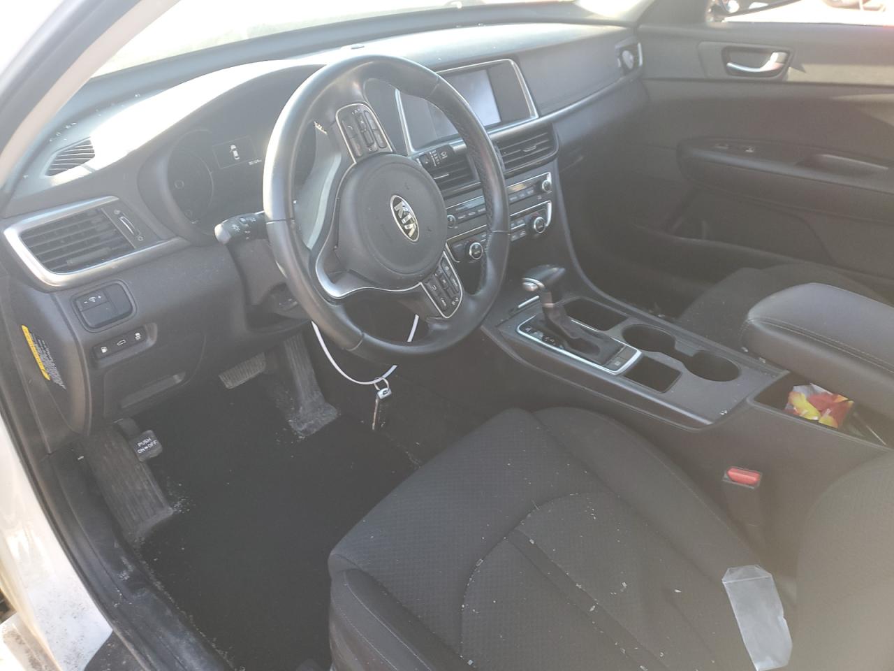 2017 Kia Optima - Image 8