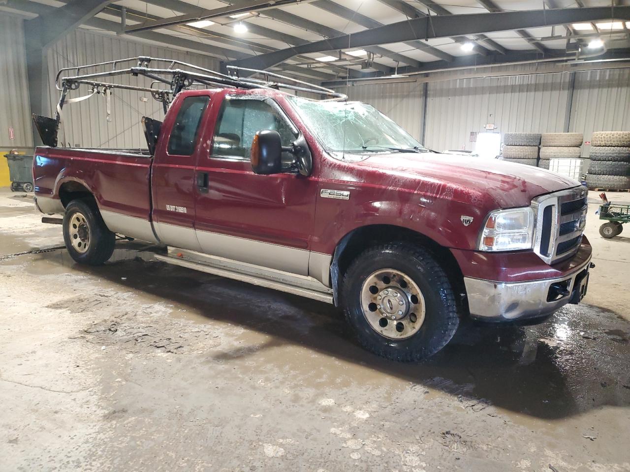 2005 Ford F250 - Image 4