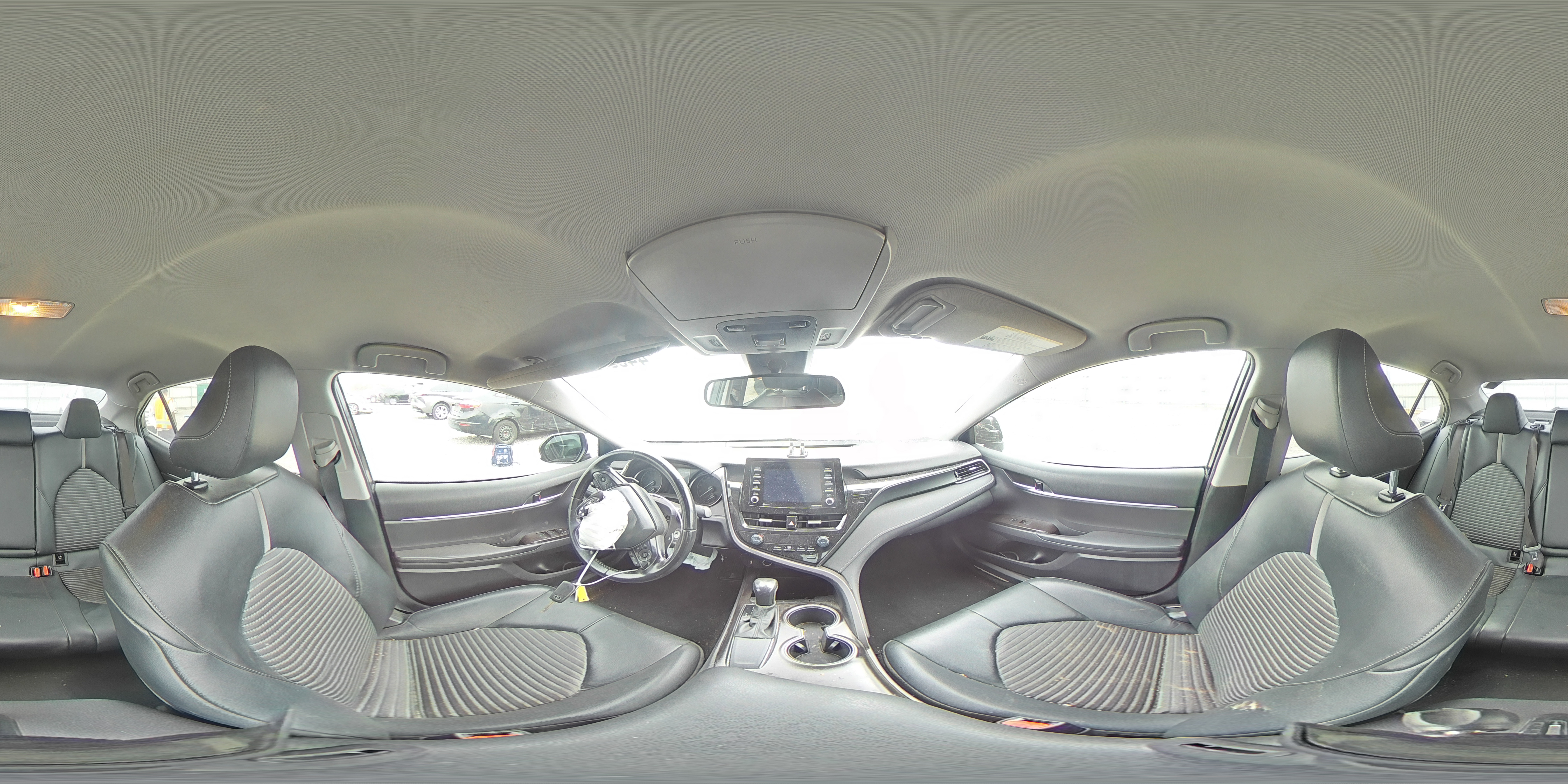 2021 Toyota Camry - Image 12