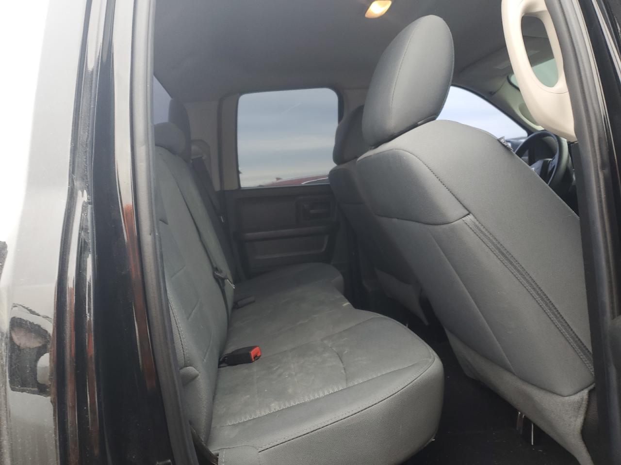 2014 RAM 1500 - Image 10