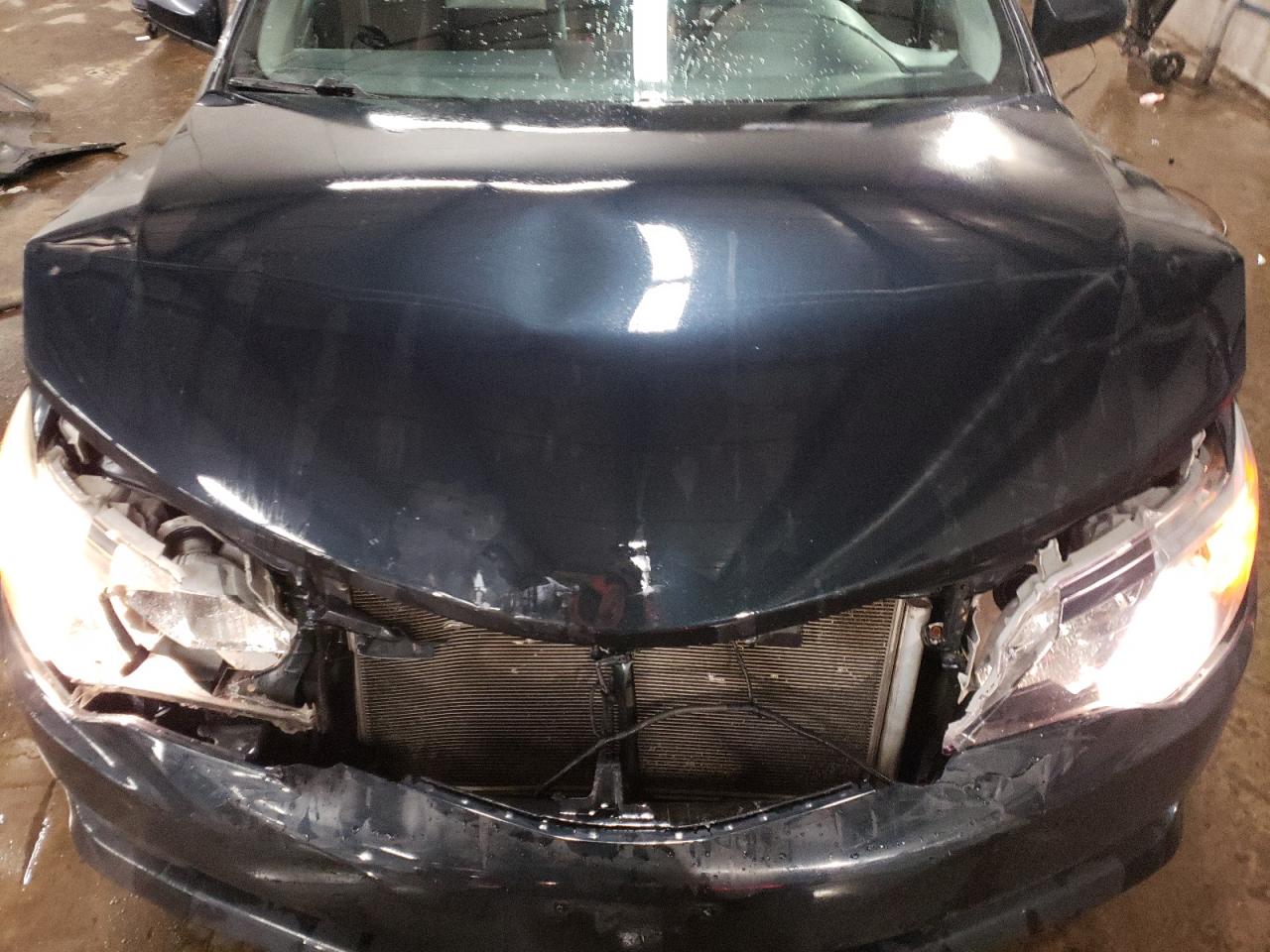 2012 Toyota Camry - Image 11