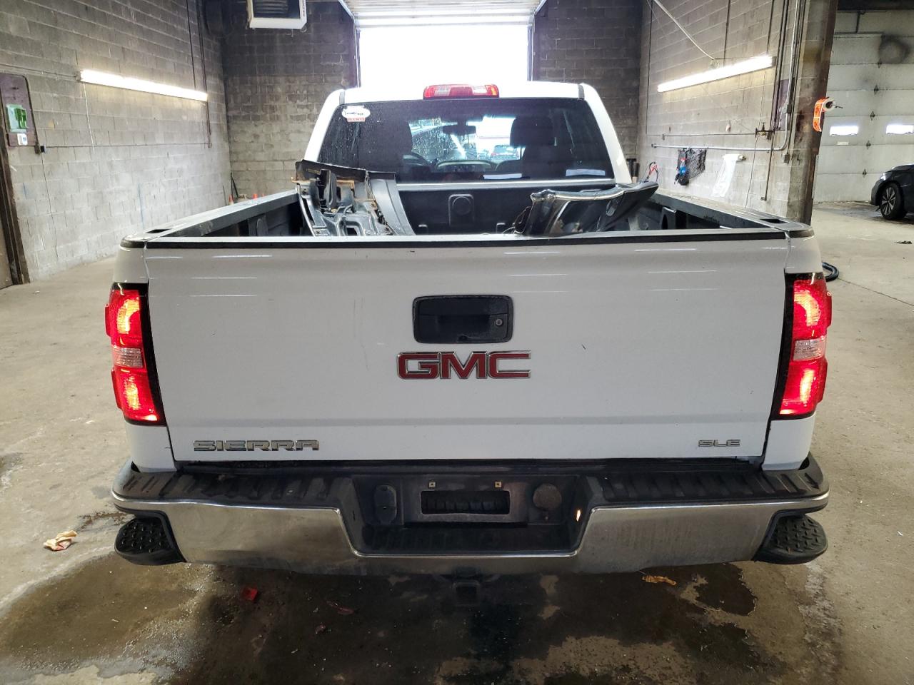 2015 GMC Sierra - Image 6