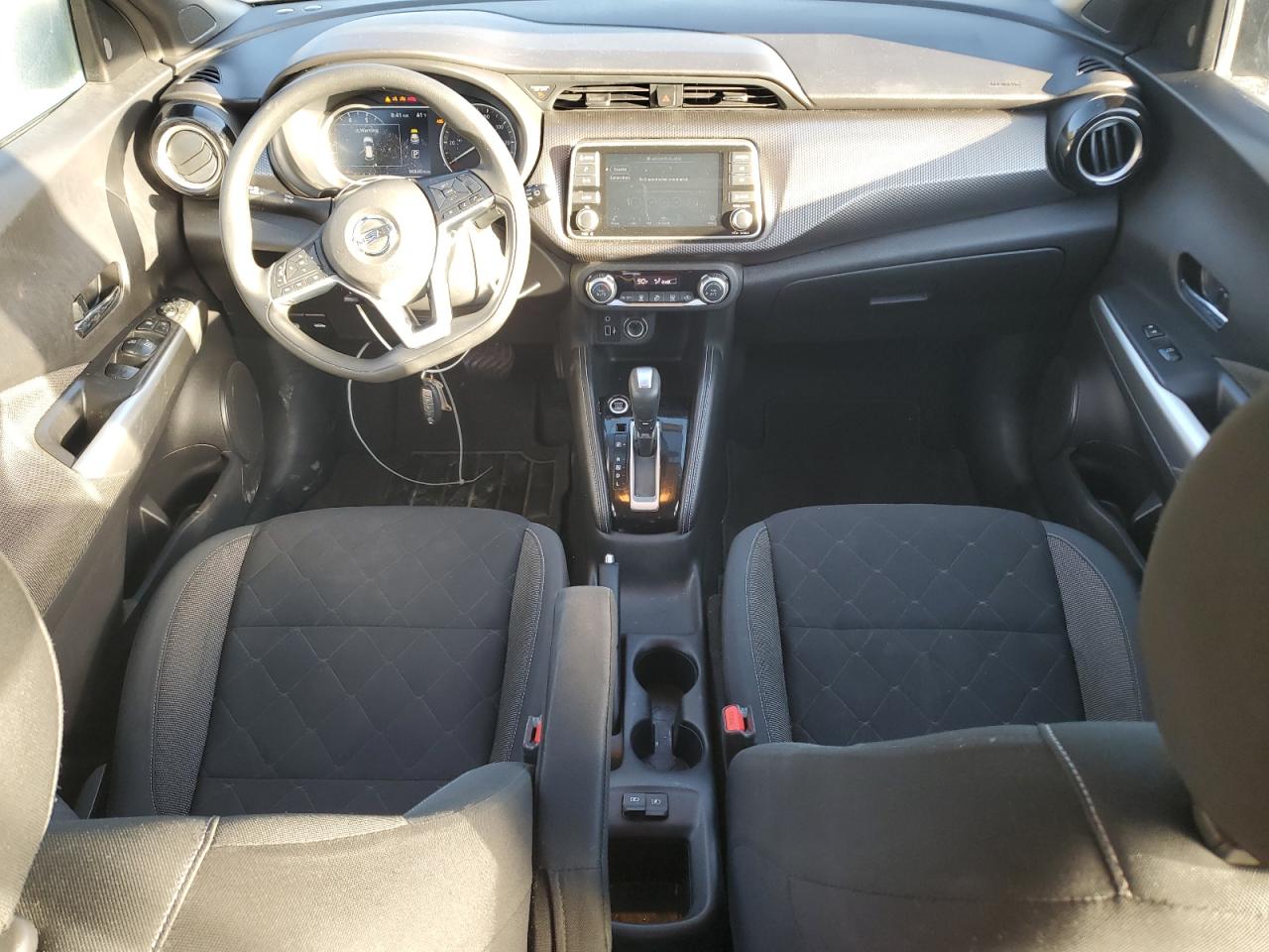 2020 Nissan Kicks - Image 8