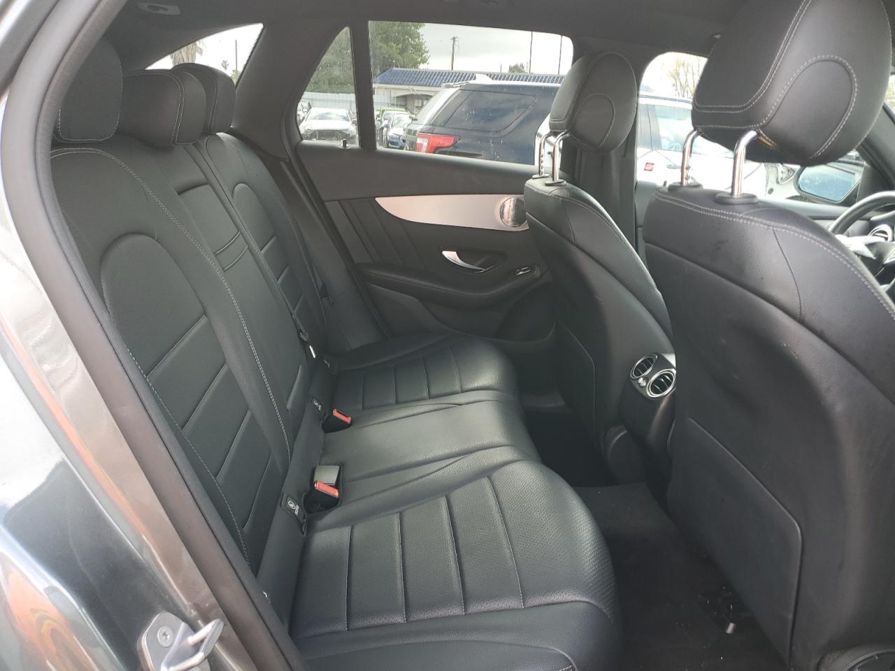 2019 Mercedes-Benz GLC - Image 11