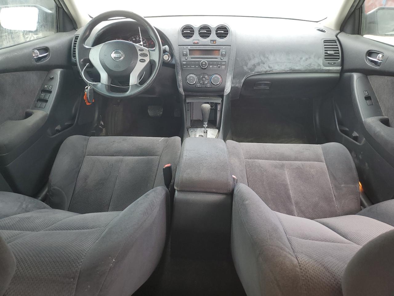 2009 Nissan Altima - Image 8