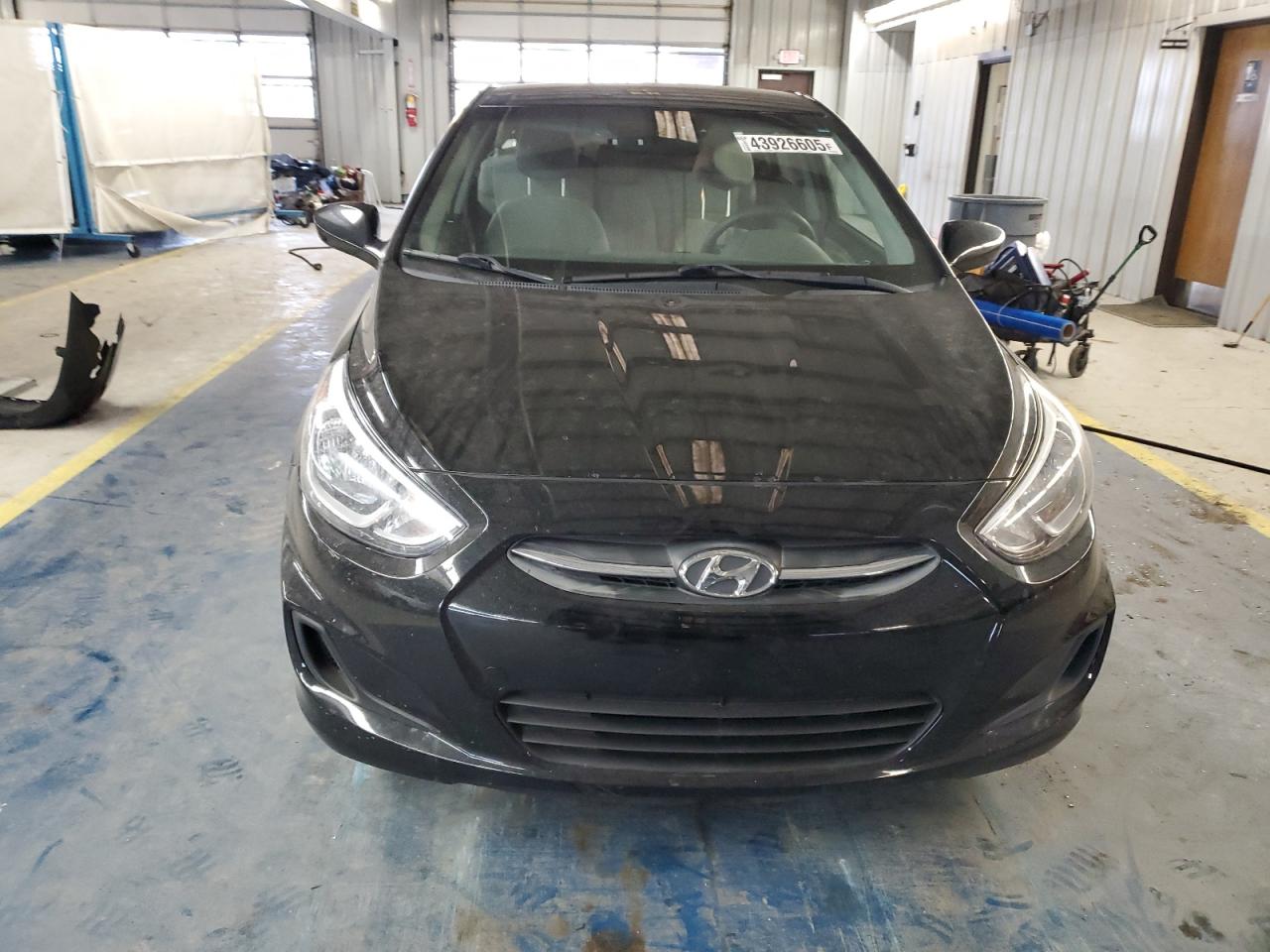 2016 Hyundai Accent - Image 5