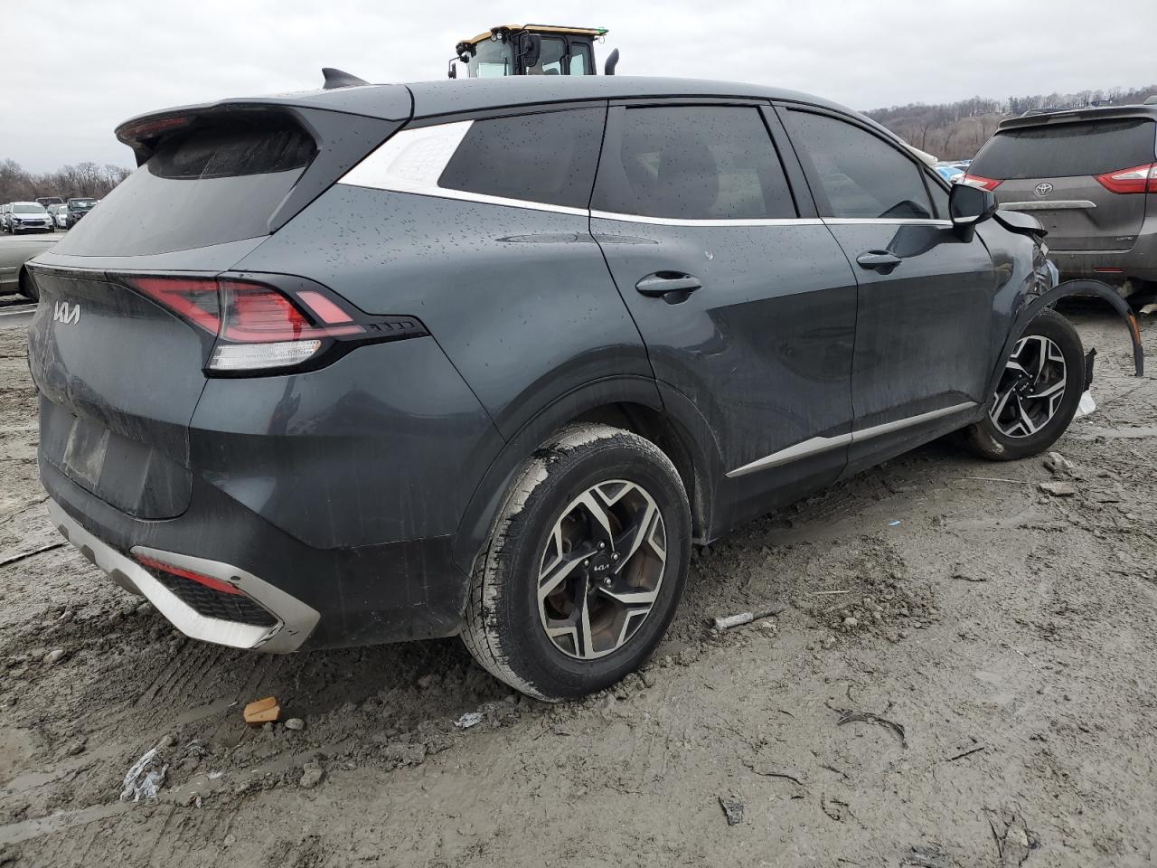 2023 Kia Sportage - Image 3