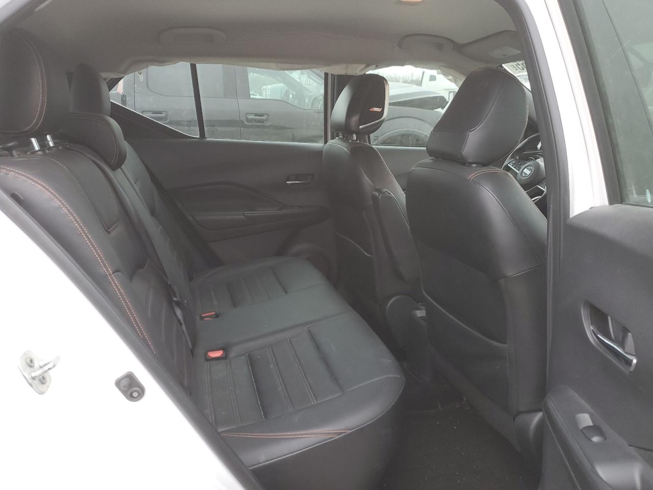 2018 Nissan Kicks - Image 11