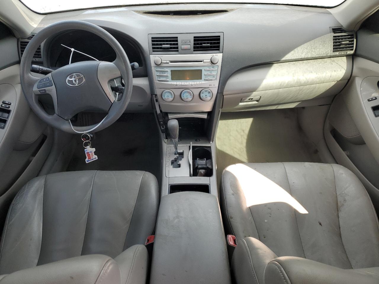 2009 Toyota Camry - Image 8