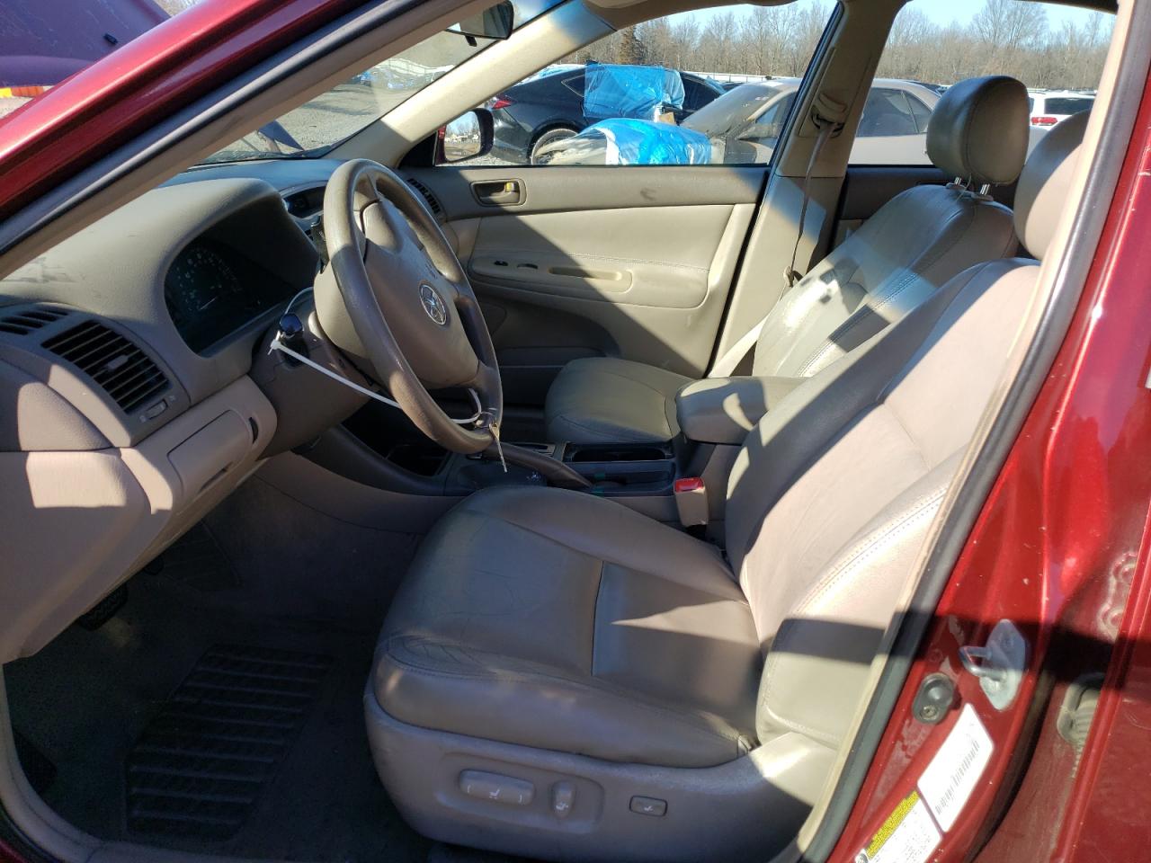 2004 Toyota Camry - Image 7