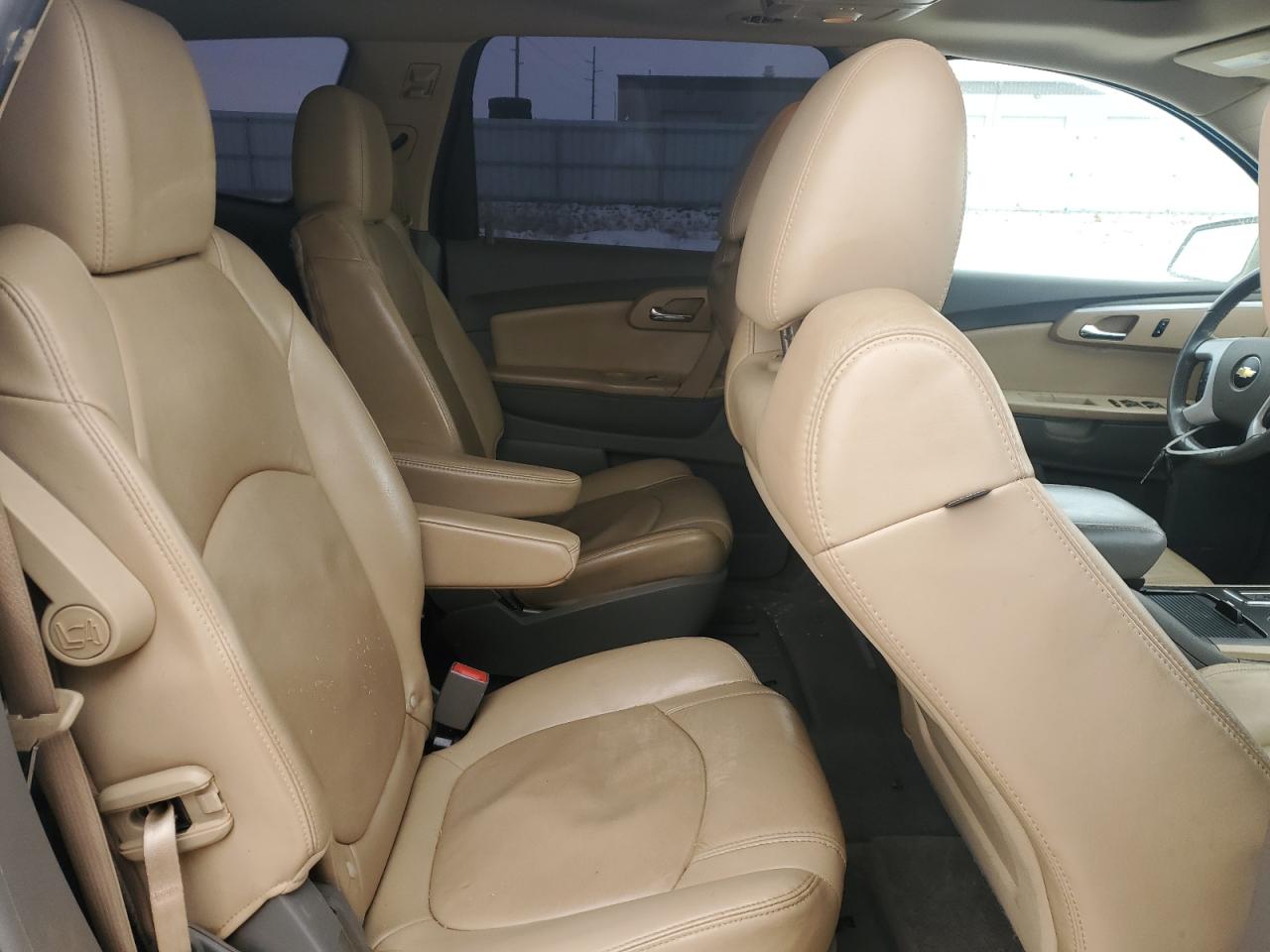 2012 Chevrolet Traverse - Image 12