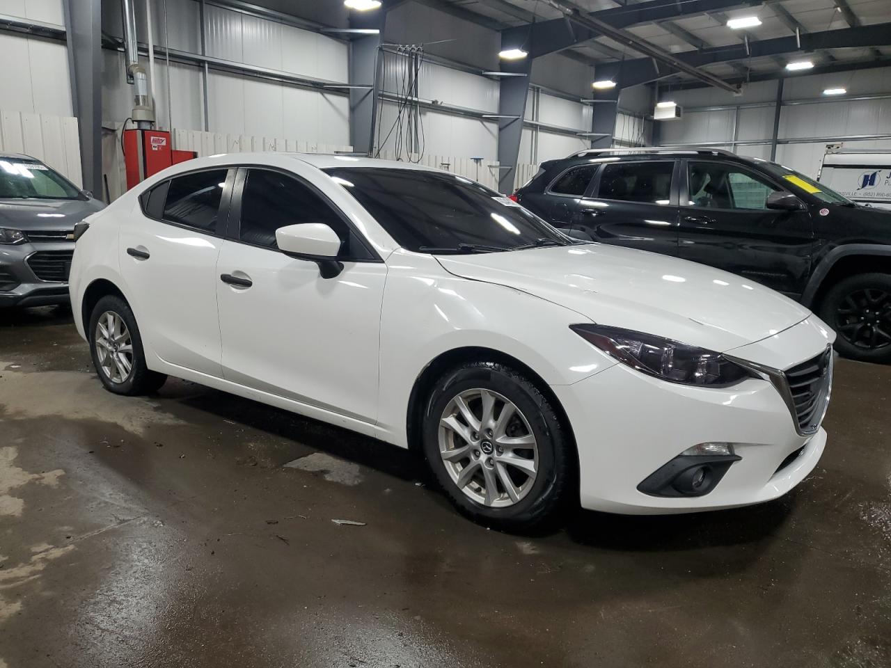 2015 Mazda 3 - Image 4