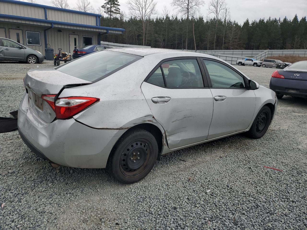 2015 Toyota Corolla - Image 3