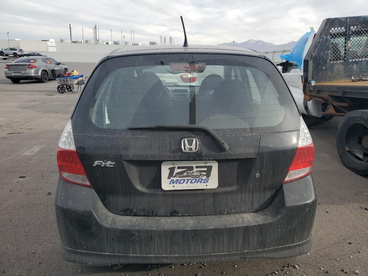 2008 Honda Fit - Image 6