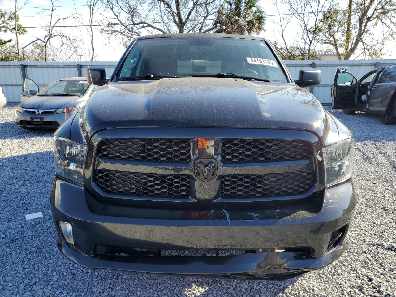 2016 RAM 1500 - Image 5