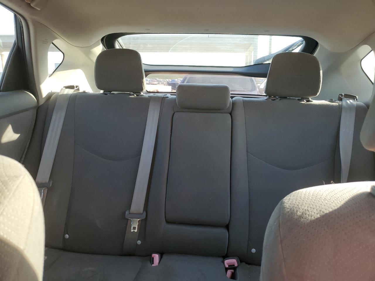 2010 Toyota Prius - Image 10