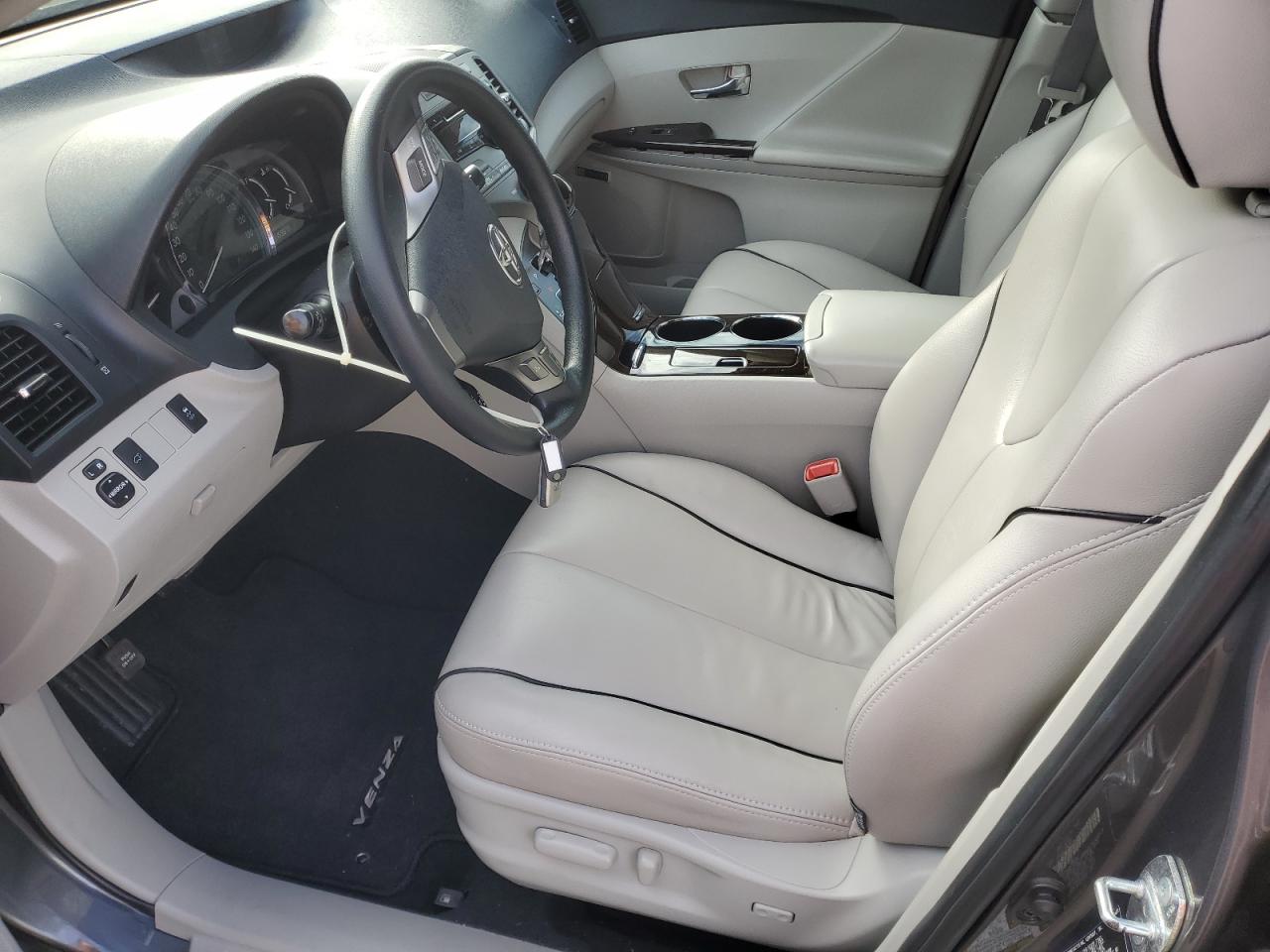2009 Toyota Venza - Image 7