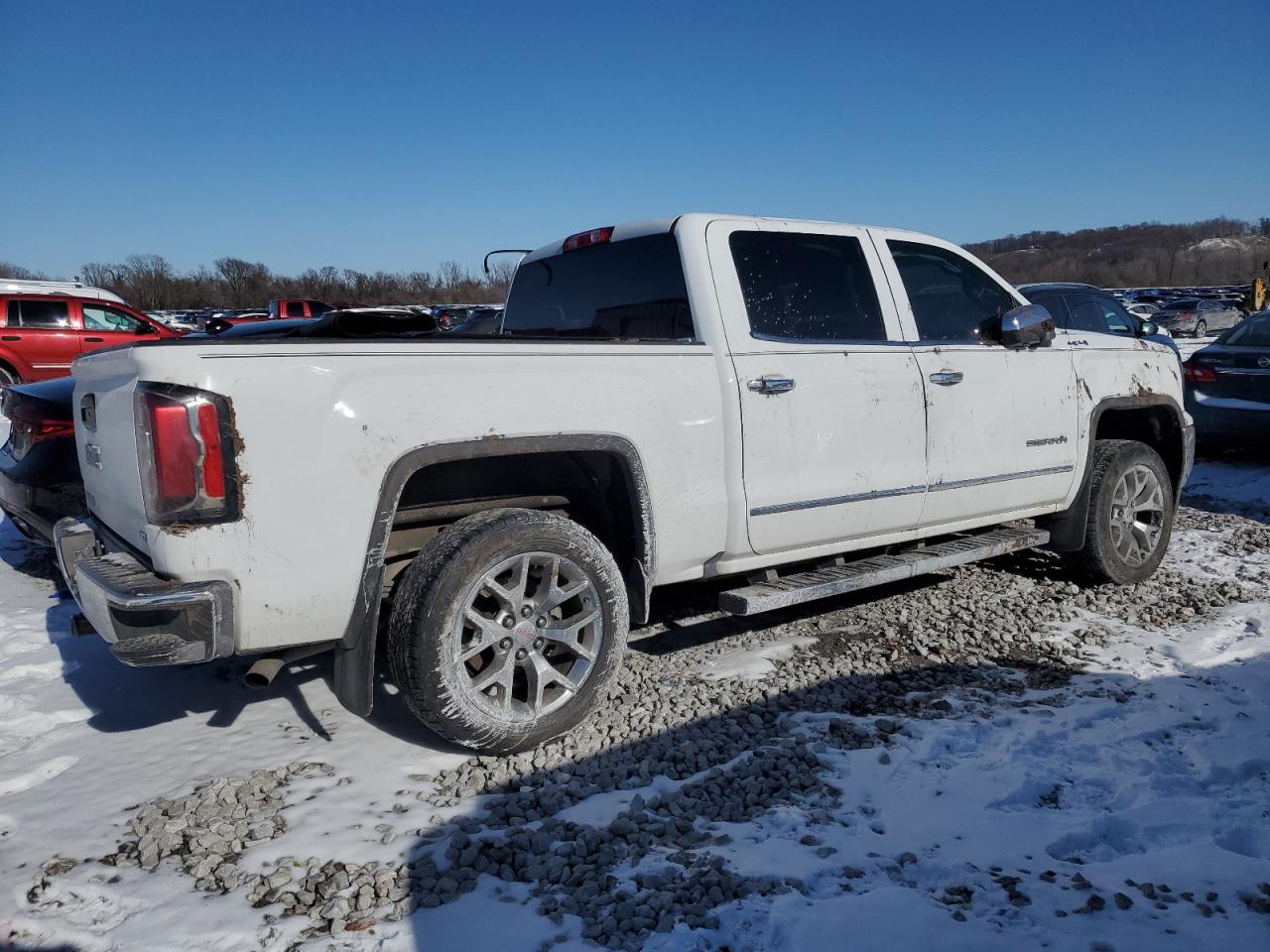 2016 GMC Sierra - Image 3