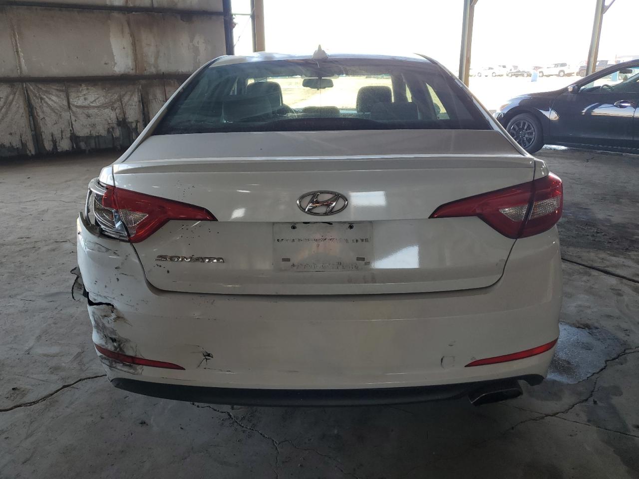 2016 Hyundai Sonata - Image 6