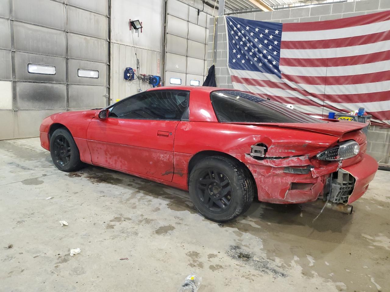 2002 Chevrolet Camaro - Image 2