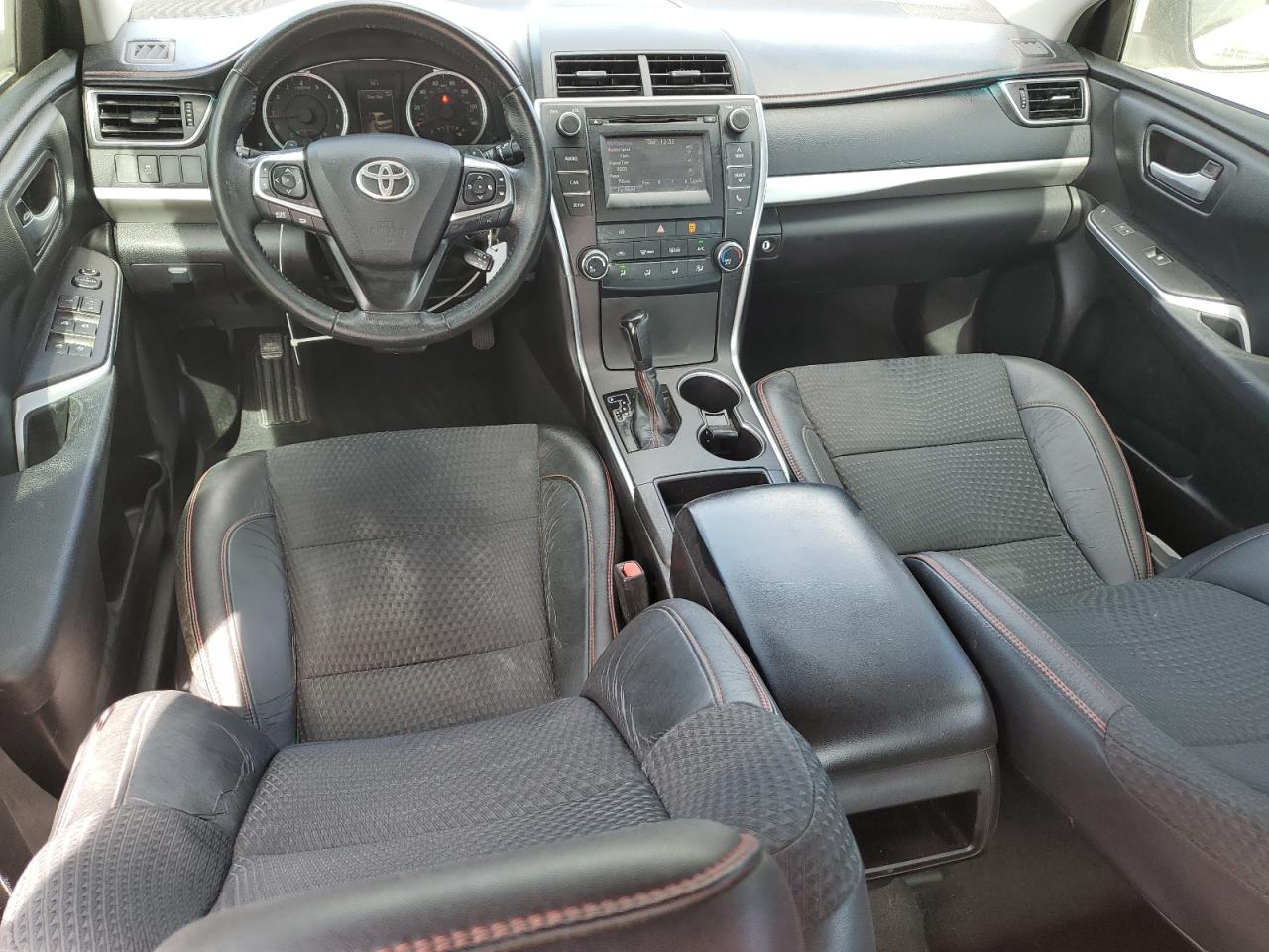 2015 Toyota Camry - Image 8
